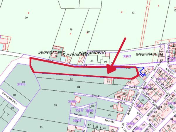 Terreno en avenida Luis Buñuel