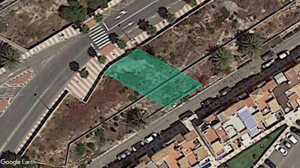 Terreno en avenida Sabinar