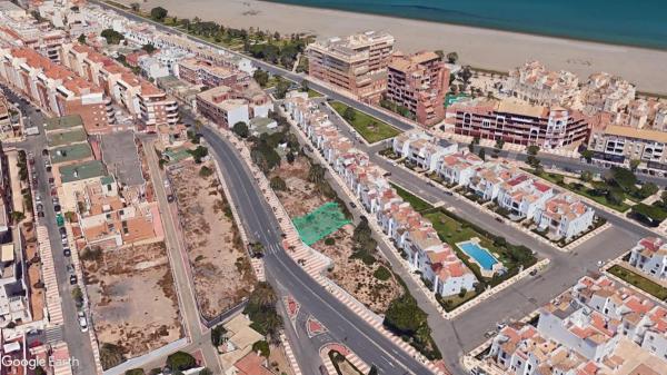 Terreno en avenida Sabinar