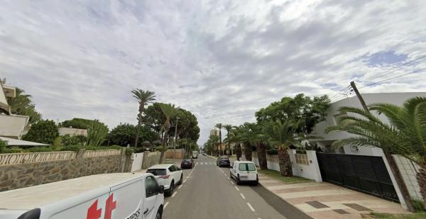 Terreno en paseo de los Robles