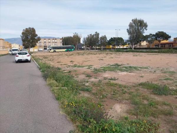Terreno en calle Alcalá la Real