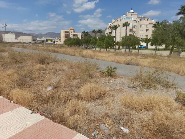 Terreno en avenida Cámara de Comercio, 5
