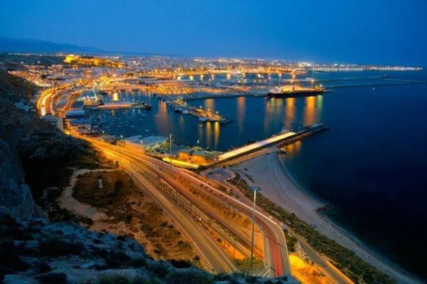 Terreno en calle Manuel Machado, 4