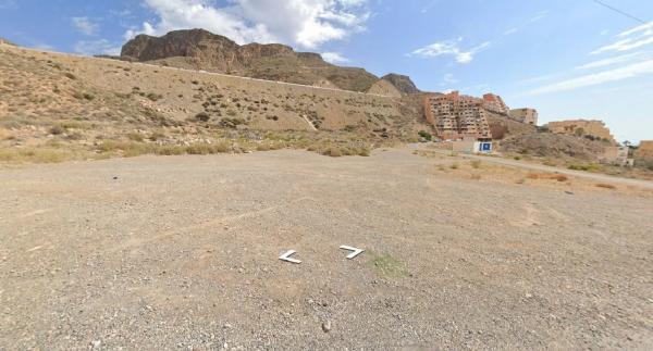 Terreno en calle Manuel Machado, 4