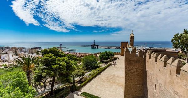 Terreno en calle Manuel Machado, 4
