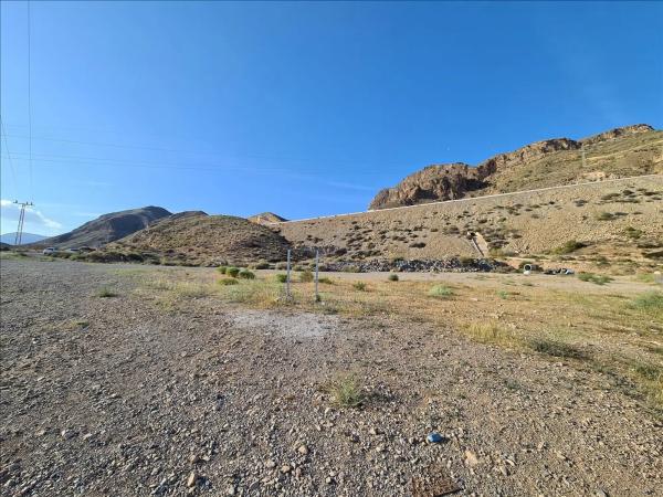 Terreno en calle Montserrat Caballé