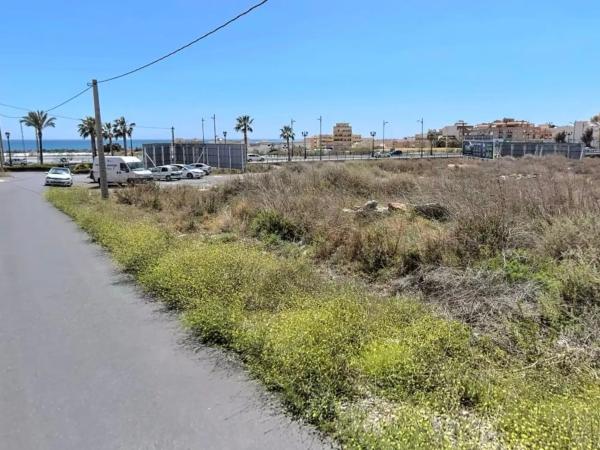 Terreno en Leovigildo
