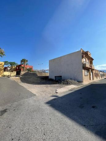 Terreno en calle Bergantín s/n