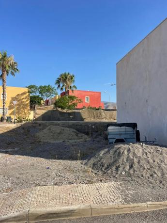 Terreno en calle Bergantín s/n