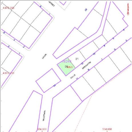 Terreno en calle Bergantín s/n