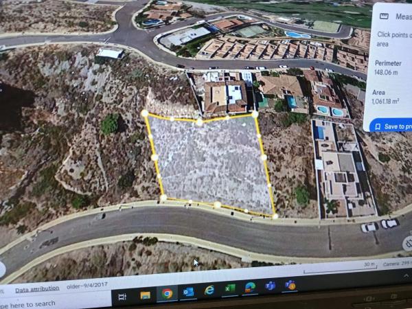 Terreno en calle Castaños, 30