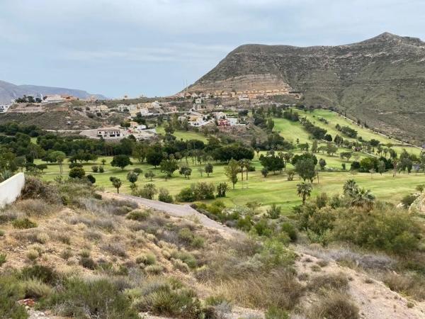 Terreno en calle de las Higueras, 12