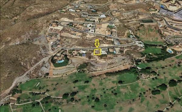 Terreno en calle de las Higueras, 12