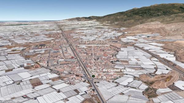 Terreno en bulevar Ciudad de Vícar