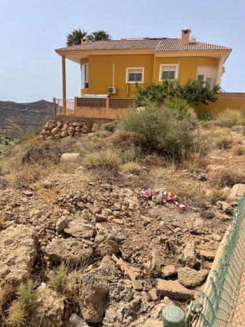 Terreno en calle de las Encinas, 34