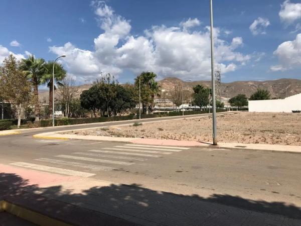 Terreno en calle Pedro Alonso s/n