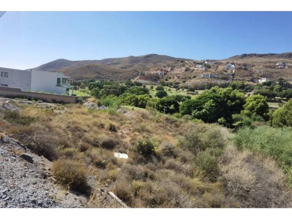 Terreno en calle los Olivos