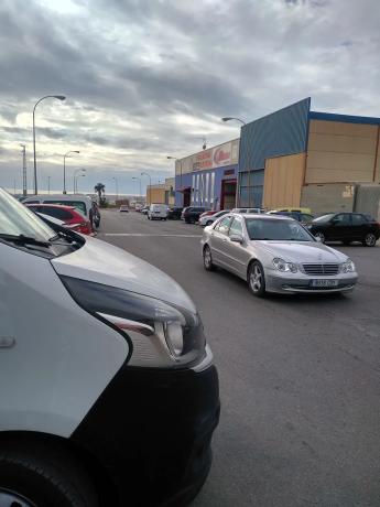 Terreno en avenida Sierra de Gador, 5