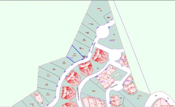 Terreno en calle Encinas, 63