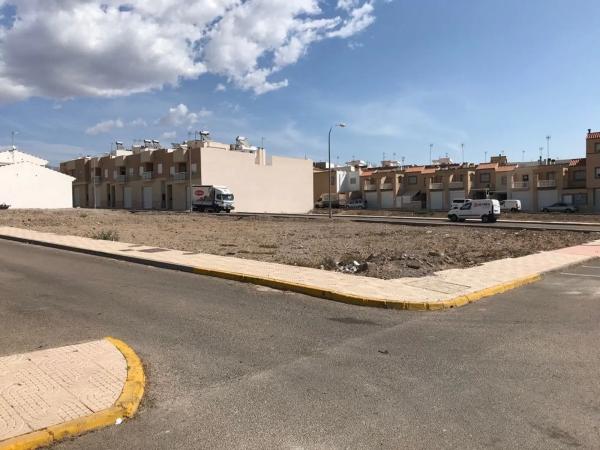 Terreno en calle Pedro Alonso s/n