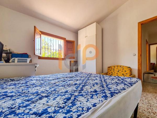 Terreno en calle Piedra Redonda