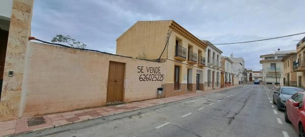 Terreno en calle Ancha, 25