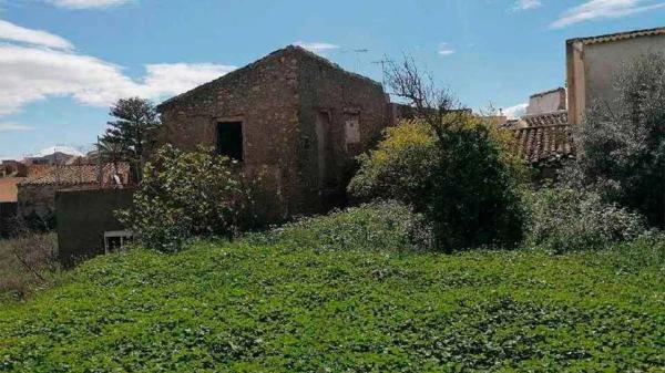Terreno en calle Mártires, 6