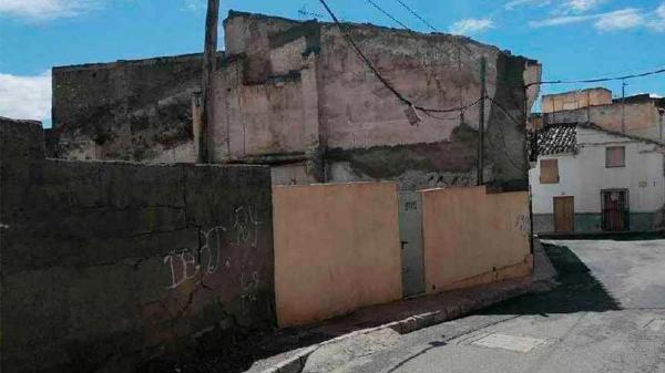 Terreno en calle Mártires, 6