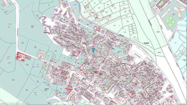 Terreno en calle Mártires, 6