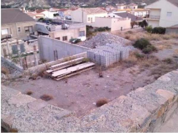 Terreno en calle Arriba