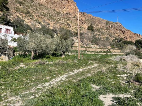 Terreno en calle Macael, 1