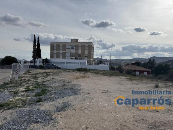 Terreno en calle Sierras de Cazorla Segura y las Villas