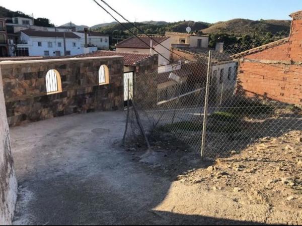 Terreno en calle Alamicos, 3