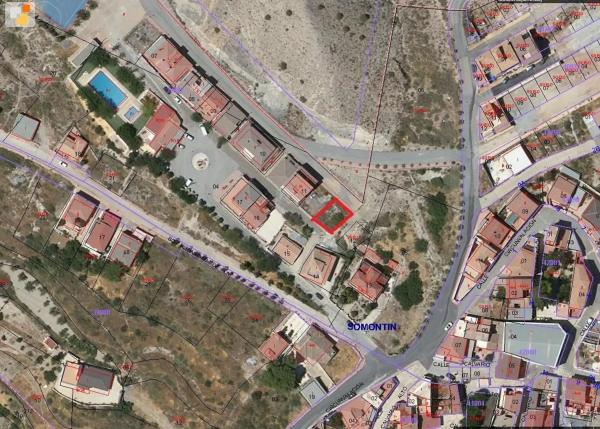 Terreno en Somontin
