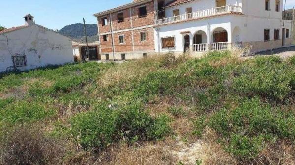 Terreno en calle Velázquez, 35