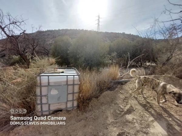 Terreno en camino de los Yesos