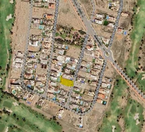 Terreno en calle de los Juegos de Latakia