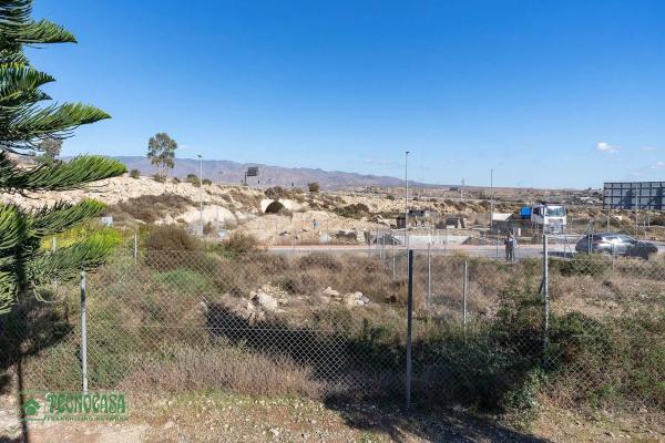 Terreno en calle el Azor s/n