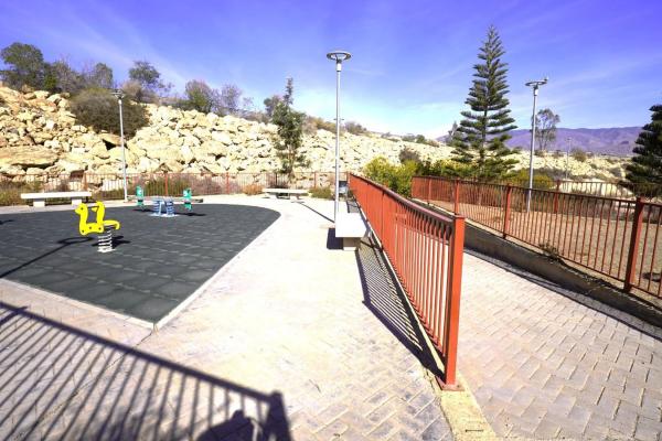 Terreno en calle el Azor