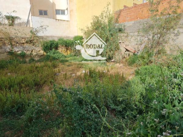 Terreno en calle el Chė