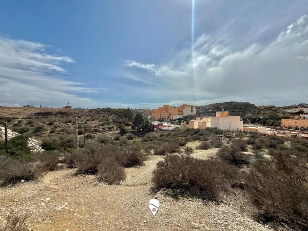 Terreno en calle la Paz, 33