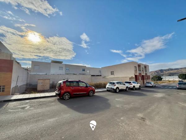 Terreno en avenida de la Constituciòn, 1