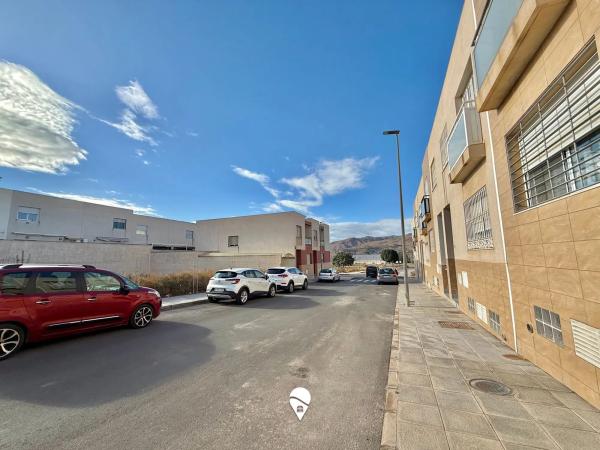 Terreno en avenida de la Constituciòn, 1