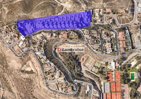 Terreno en calle Capileira s/n