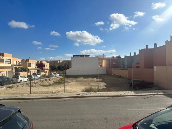 Terreno en calle Pascal, 17