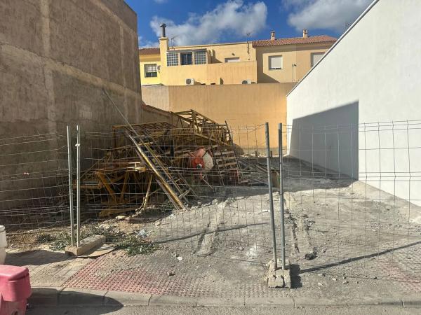 Terreno en calle Copernico, 16