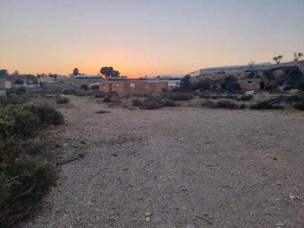 Terreno en carretera la Juaida s/n