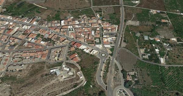 Terreno en avenida de 28 de Febrero