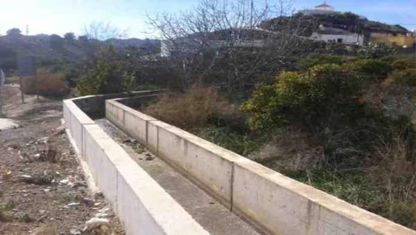 Terreno en avenida de 28 de Febrero