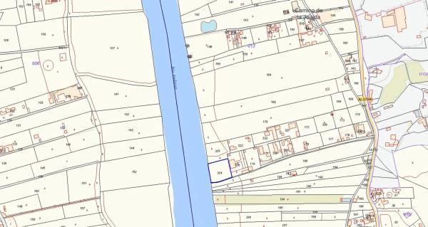 Terreno en poligono 13